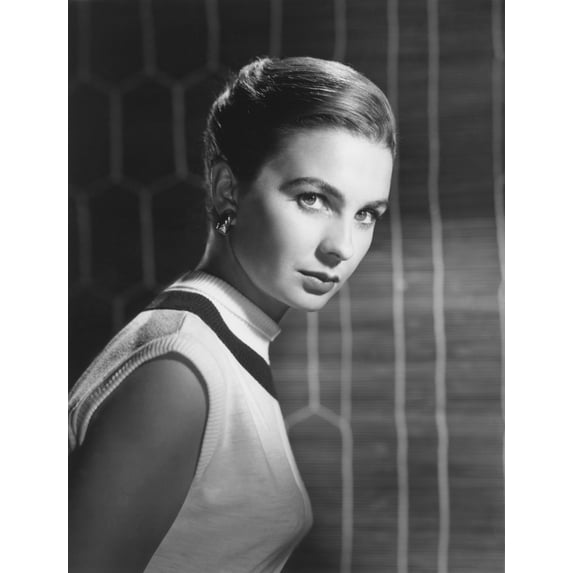 Young Bess Photo Print (16 x 20)