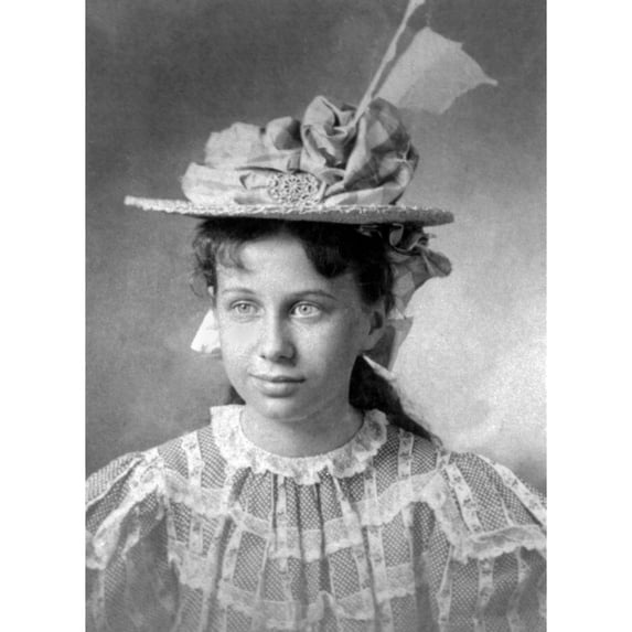 Young Bess Wallace History (18 x 24)