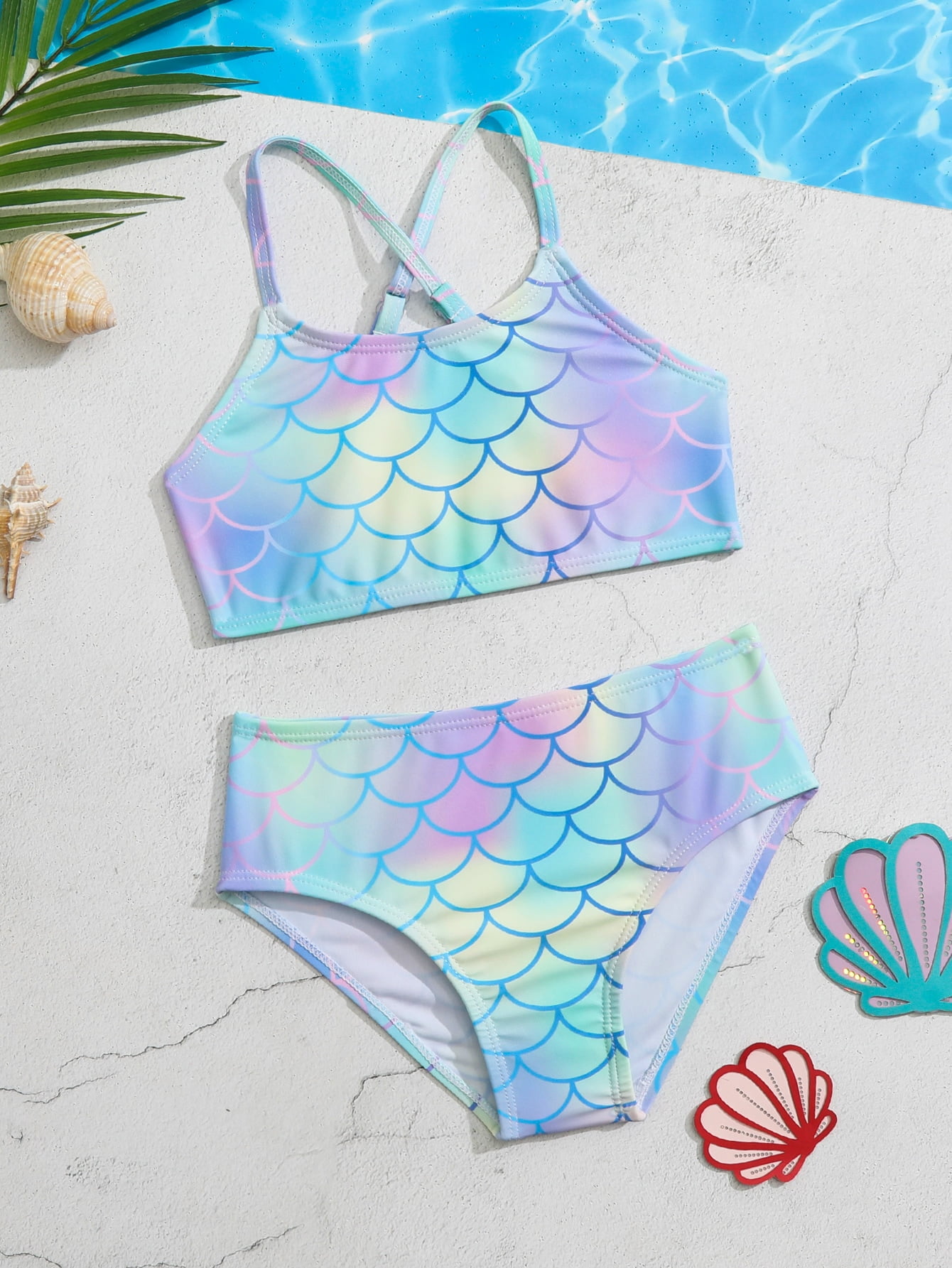 Young Girl Fish Scales Print Bikini Swimsuit