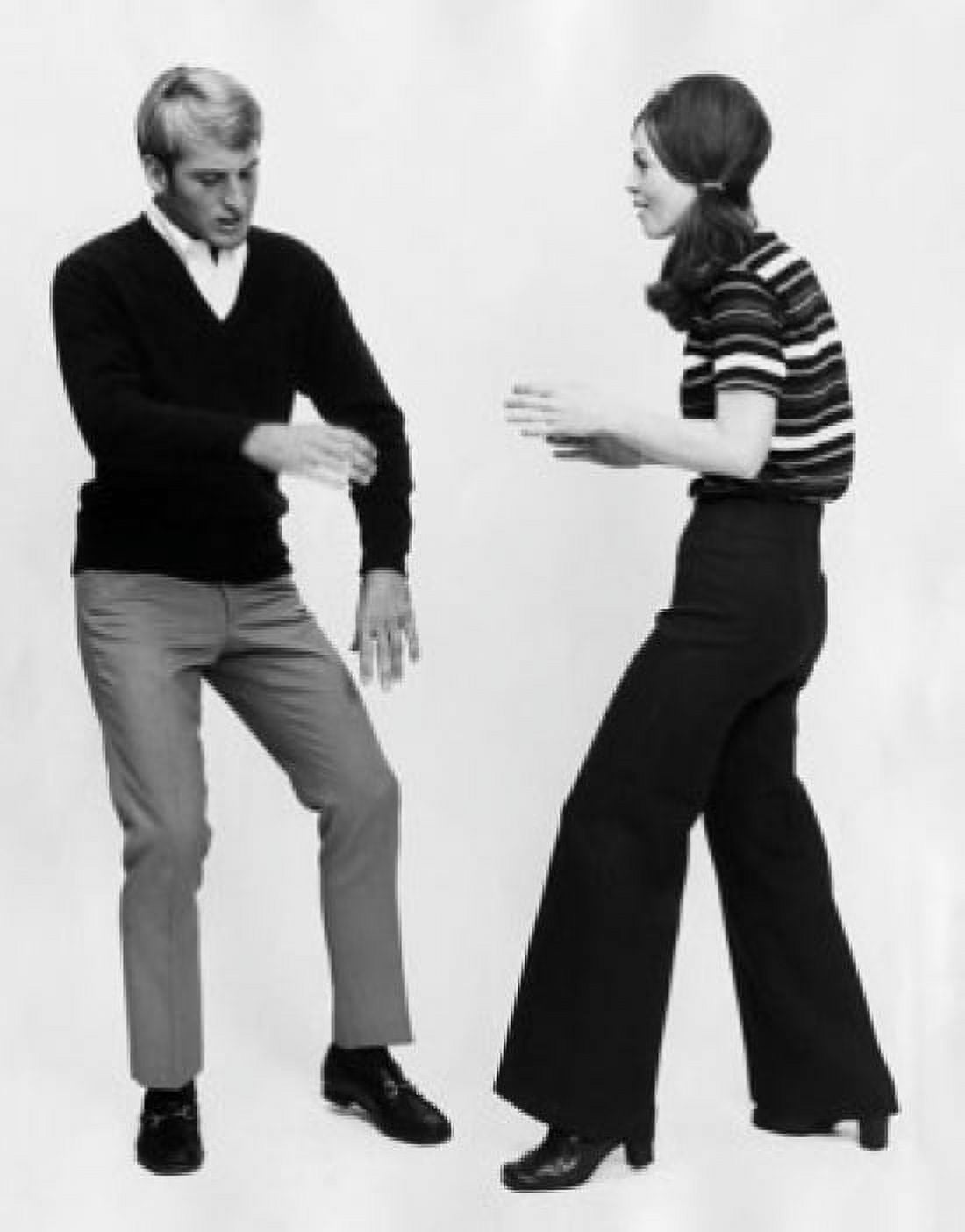 Young couple dancing Canvas Art - (24 x 36)