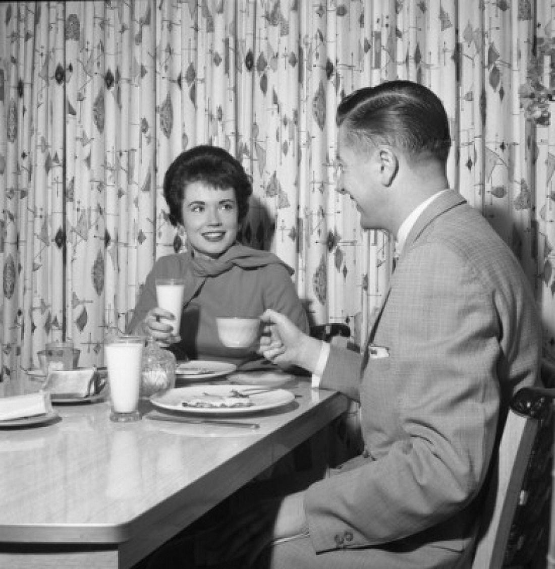 Young couple having supper Canvas Art - (24 x 36)