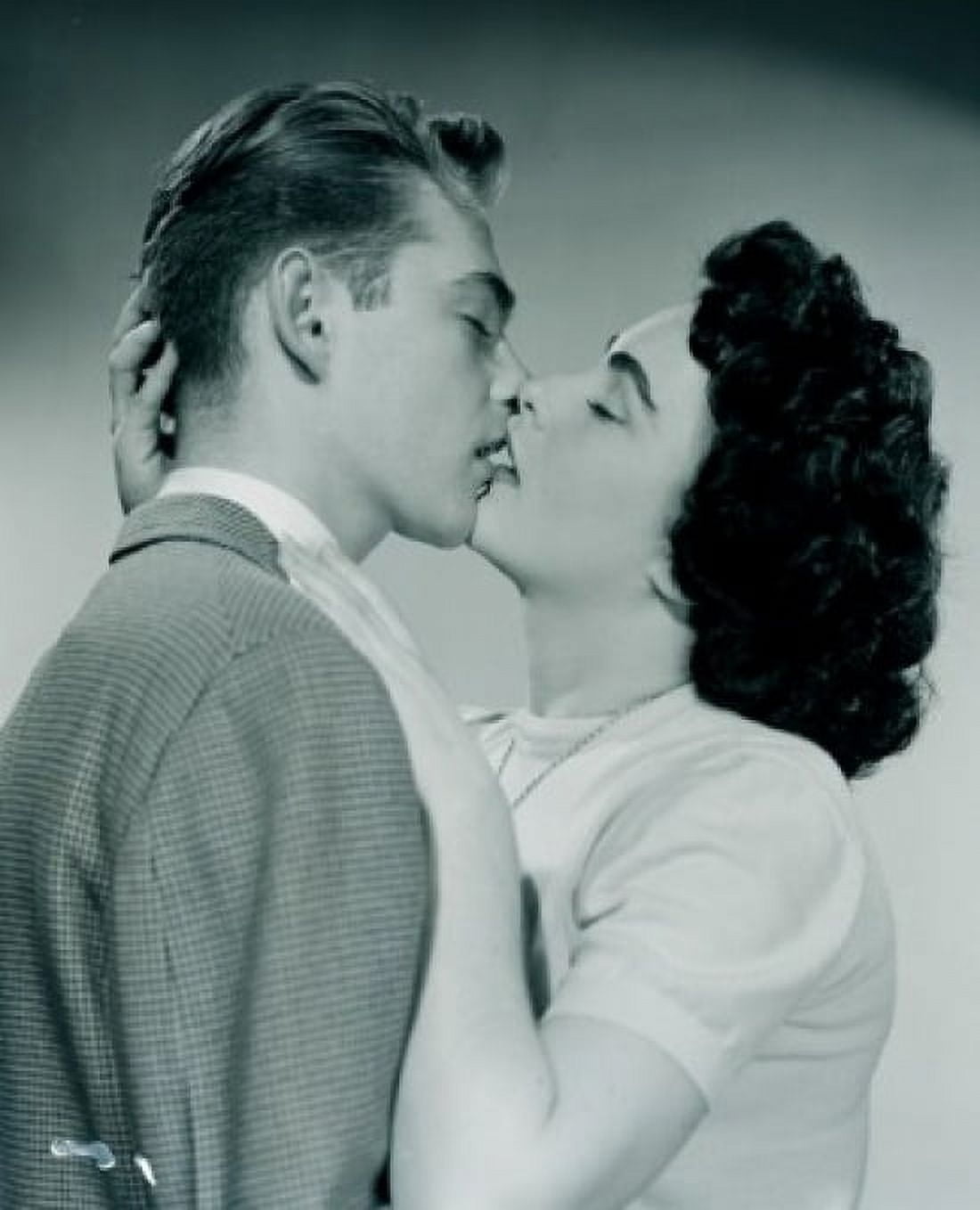 Young couple kissing Canvas Art - (24 x 36)