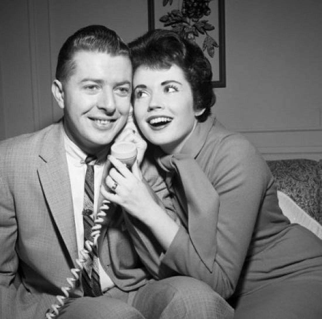 Young couple on the phone Canvas Art - (24 x 36)