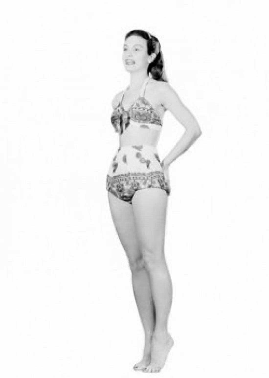 Young woman in bikini Canvas Art - (24 x 36)