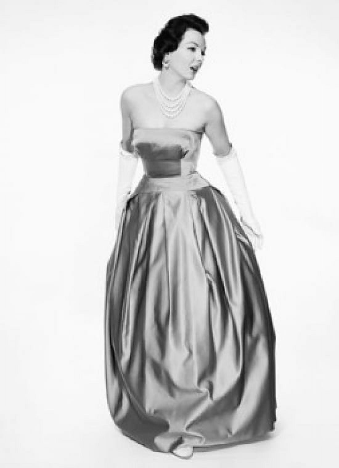 Young woman wearing an evening gown Canvas Art - (18 x 24)