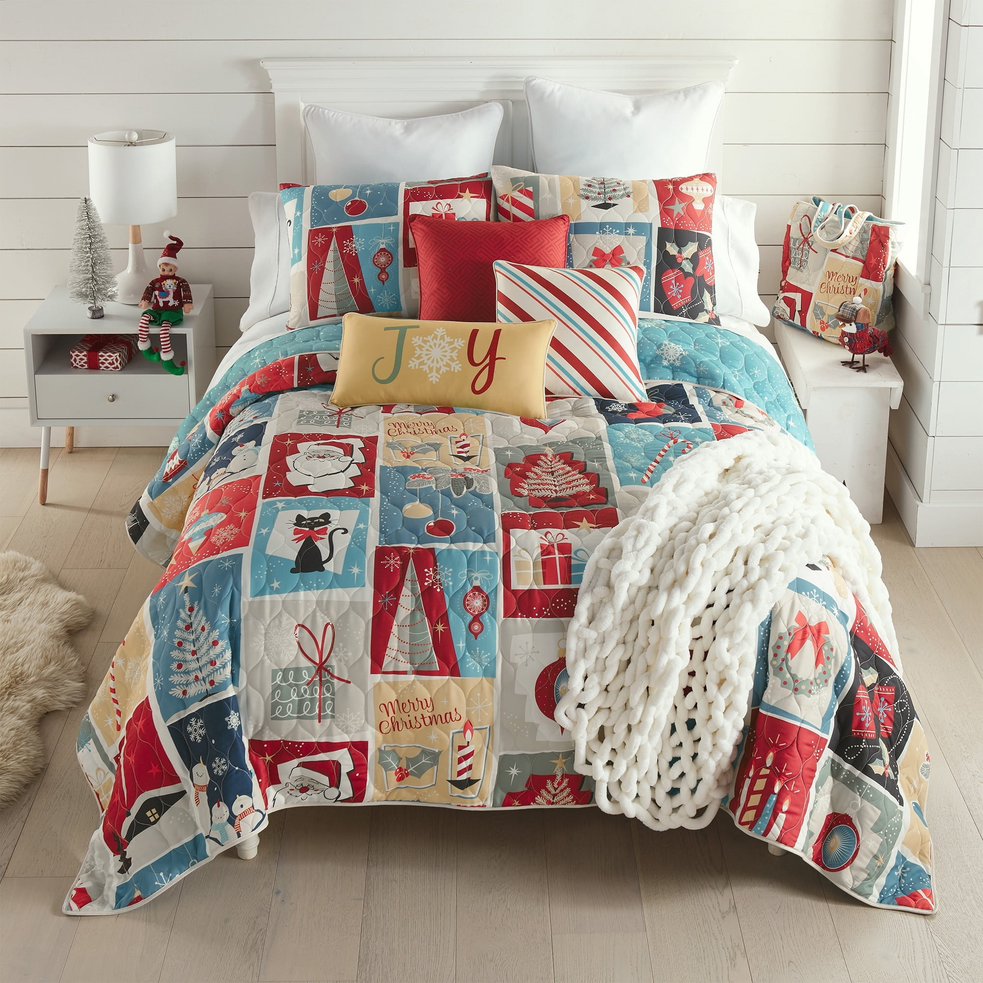 King Size Red and Multicolor Microfiber Reversible Quilt Set