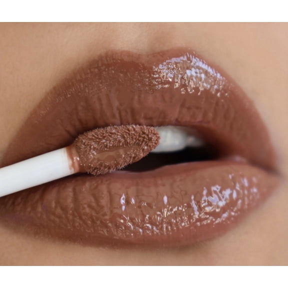 Your Lips But Better Gloss - Mocha