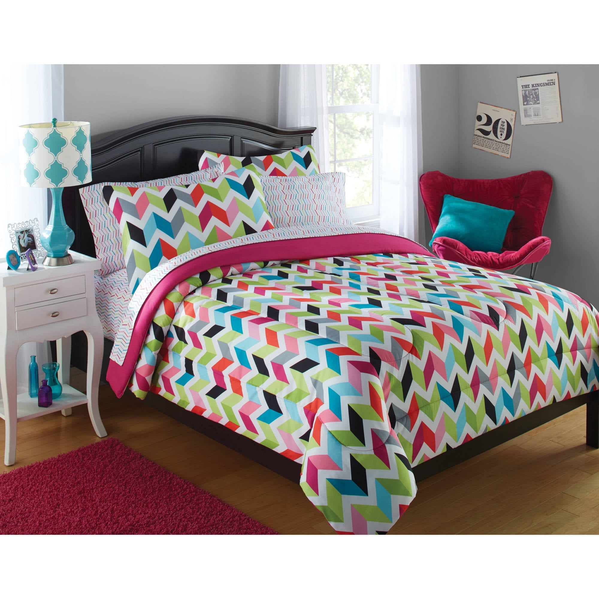 Your Zone Bright Chevron Bed in a Bag Bedding Set w/ Reversible