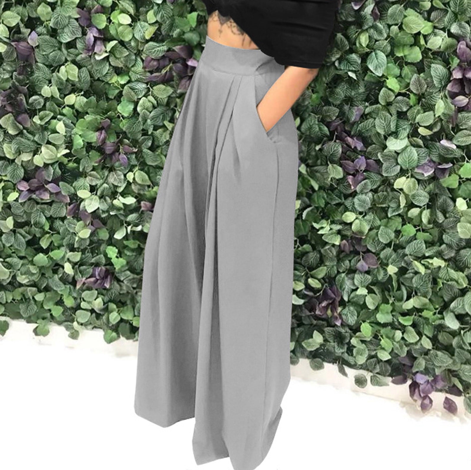 Pleated Wide-Leg Pants