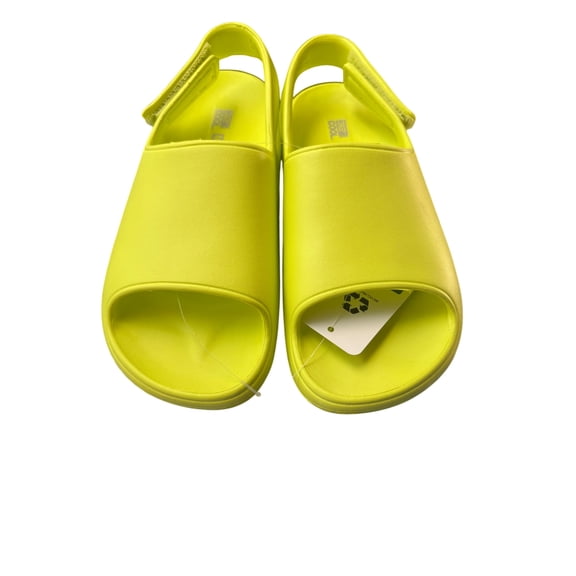 32 Degrees Cool Youth Medium (Size 13-1) Yellow Slide Sandals With Velcro Strap