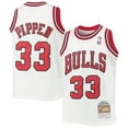 thumbnail image 1 of Youth Mitchell & Ness Scottie Pippen White Chicago Bulls 1997/98 Hardwood Classics Swingman Jersey, 1 of 3