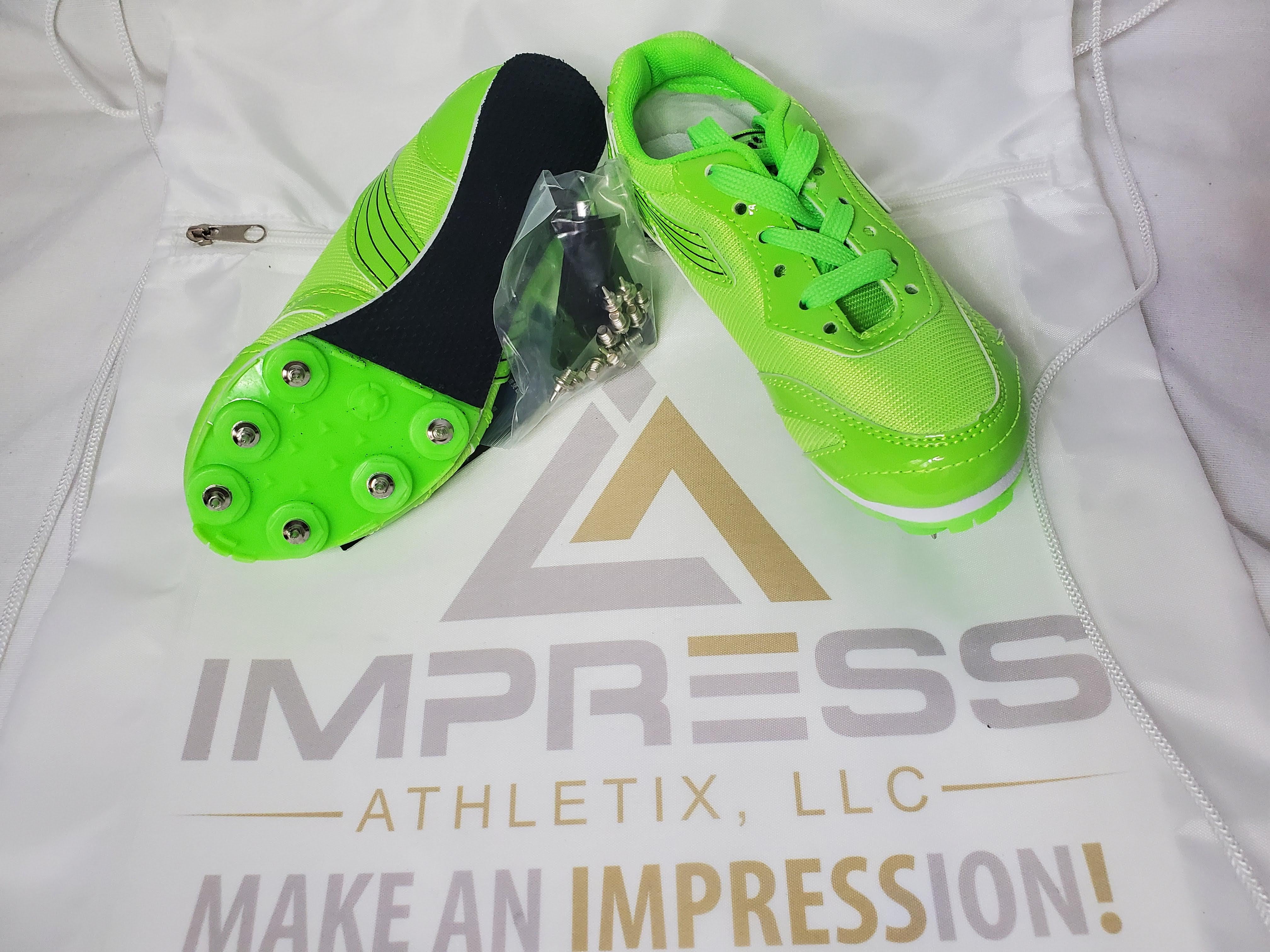 mens track spikes size 9.5