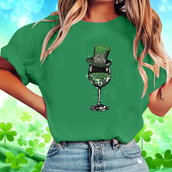 Yteetum St. Patrick's Day T Shirts for Women Oversized Crewneck Funny Shamrocks Loved Heart Printed Short Sleeve T Shirt Top Womens Casual Round Neck Plus Size Graphic Print Loose Fits Summer T Shirt