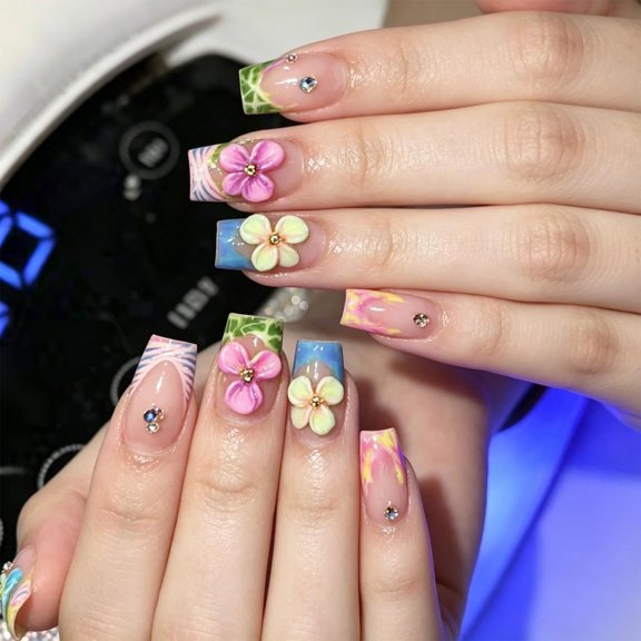 YuYoulan 24Pcs 3D Flower Press On Nail Set with Tropical French Edge Pattern Square Shape