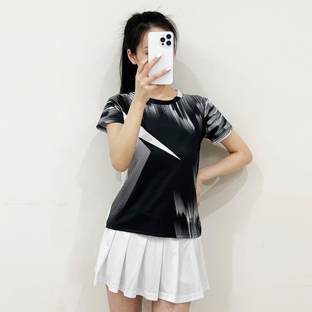 Yuexiang 2024 New Badminton Clothing Women‘s Sports Suit Summer Quick