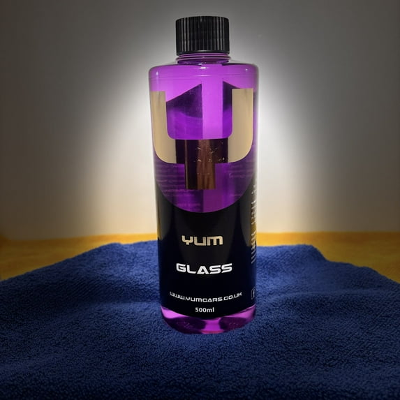 Yum Cars Glass Cleaner