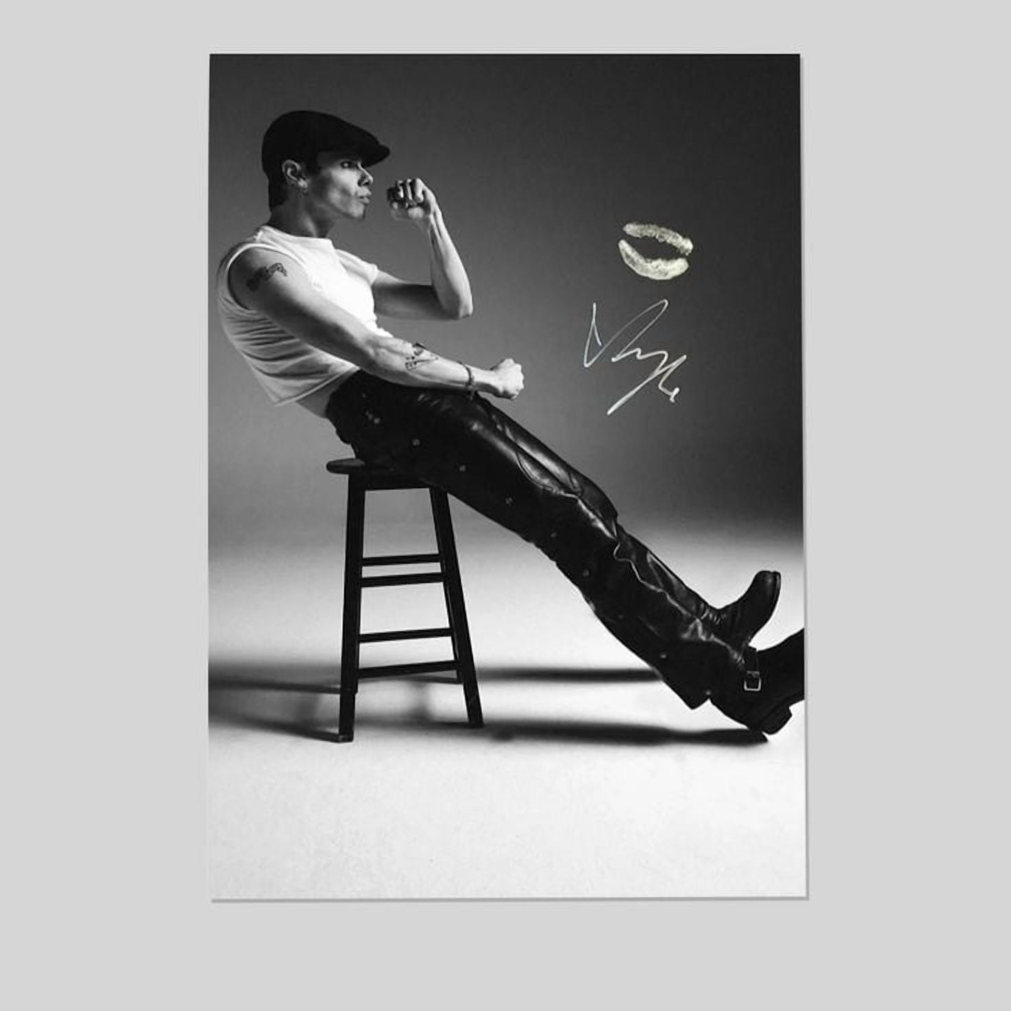 Yungblud-Shattered-State-