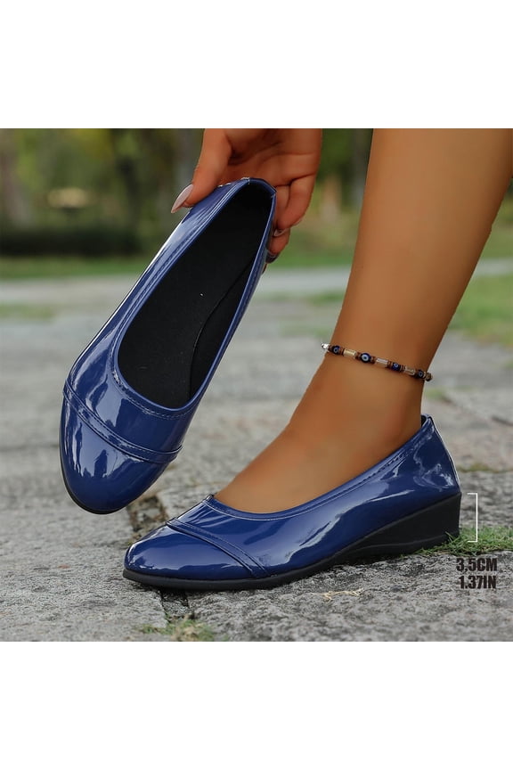 Women's Fashionable Casual Slip-On Bean Shoes - Round Toe Shallow Cut Solid Color Low Heel Comfortable Shoes with Elegant Casual Style for Everyday Comfort