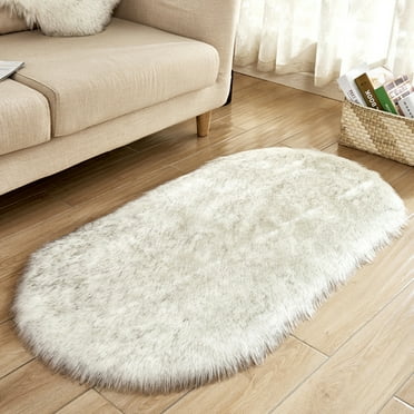 Yyuenw Faux Fur Rug Solid Color Small Area Rugs Fluffy Sheepskin Fur Rug Oval Carpet Machine Washable Shag Rug, Nursery Throw Rugs for Bed, Living, Kids Room