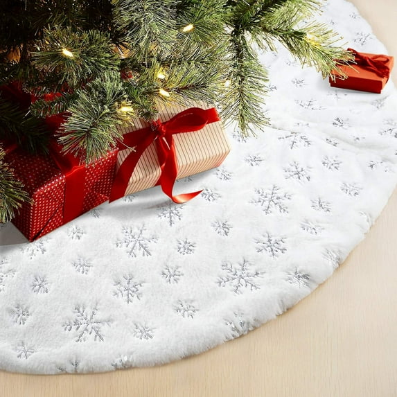 Yyuenw Plush Christmas Tree Skirts, 23.62 Inches Luxury Snowy White Faux Fur Xmas Tree Base Cover Mat with Gold Snowflakes for Xmas New Year Home Party Decorations
