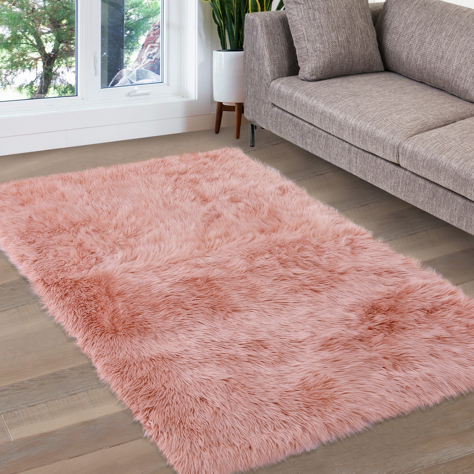 ZACOO 4' x 6' Soft Shaggy Faux Fur Area Rugs Oblong Luxury Bed Beside