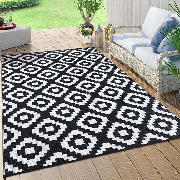 ZACOO 9'x18' Retro Geometric Plastic Straw Waterproof Outdoor Rug Non‑Slip Sturdy Edges Carpet for Patio Deck Balcony , Black White