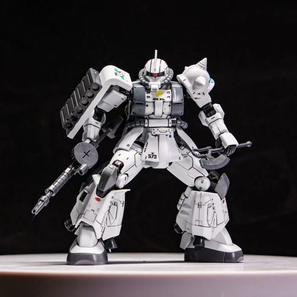 琥珀 ② Amazon.com: BANDAI SPIRITS HG 1/144 Zaku II Kai B Type