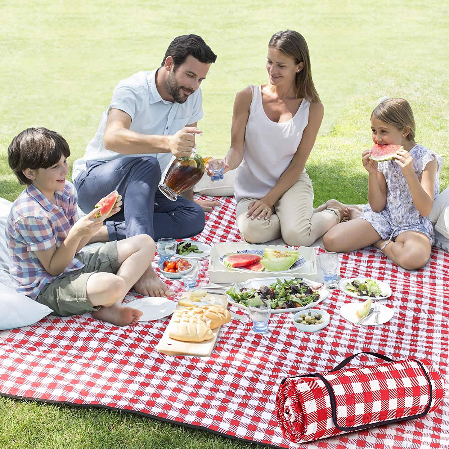https://i5.walmartimages.com/seo/ZAZE-Picnic-Blanket-Extra-Large-Waterproof-80-x80-Checkered-Picnic-Blankets-Beach-Outdoor-Camping-on-Grass-Red-and-White_be16e17a-ad42-47ed-9789-ae688f8f99f4.e63f680e518c2b9a25853d1694f33169.jpeg