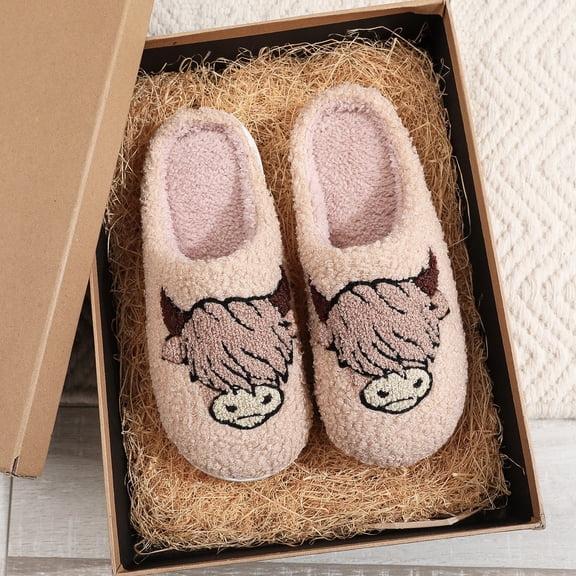 ZELAND Christmas Highland Cow Slippers for Men & Women - Trendy TikTok Winter Indoor House Shoes