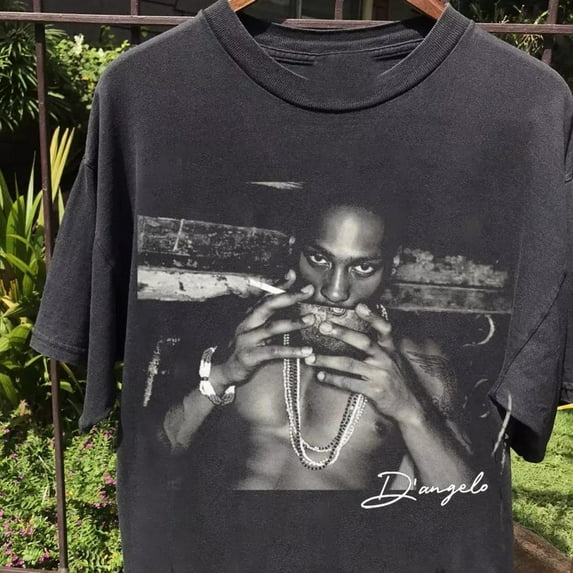 ZENUA D'Angelo Rapper 90S Gift For Fans T-Shirt Rip D'Angelo Brown Sugar Tour Shirt, Concert Merch Hot Trending Shirt/Sweatshirt