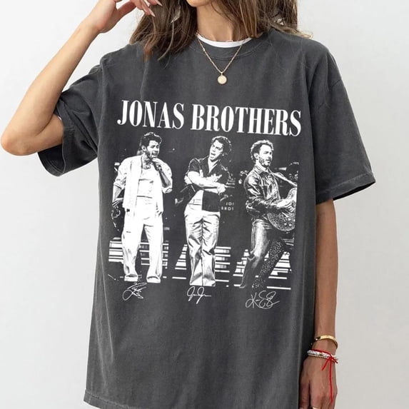 ZENUA Jonas Bros 20Th Annivesary Tour 2025, Jonas Brothers Jonas 20 2025 Shirt, Jonas Brothers Shirt, Gift For Fan Hot Trending Shirt/Sweatshirt/Hoodie