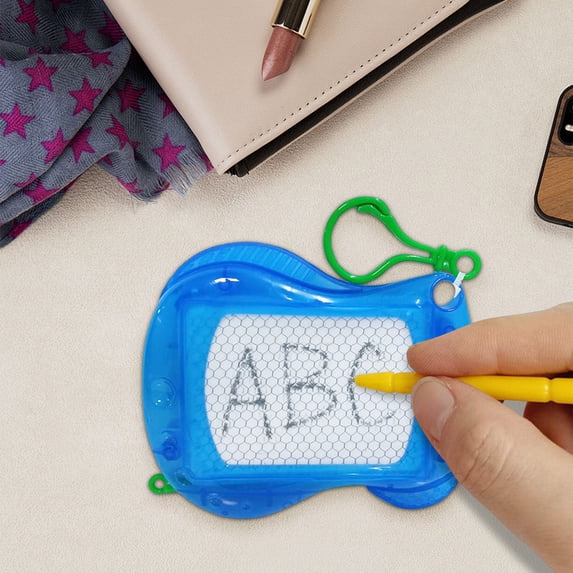 ZHMRFG Mini Magnetic Drawing Board Keychain, Erasable Doodle Sketch Pad Portable Decor, Reusable Creative Party Favors for Birthday Party Goodie Bag Fillers Travel Activity Road Trip