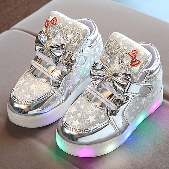 ZHOGXU Children Kids Girls Sneakers Light Up Non Slip Soft Sole Comfortable Breathable Stylish Shoes For Party,Silver,5.5-6 Years