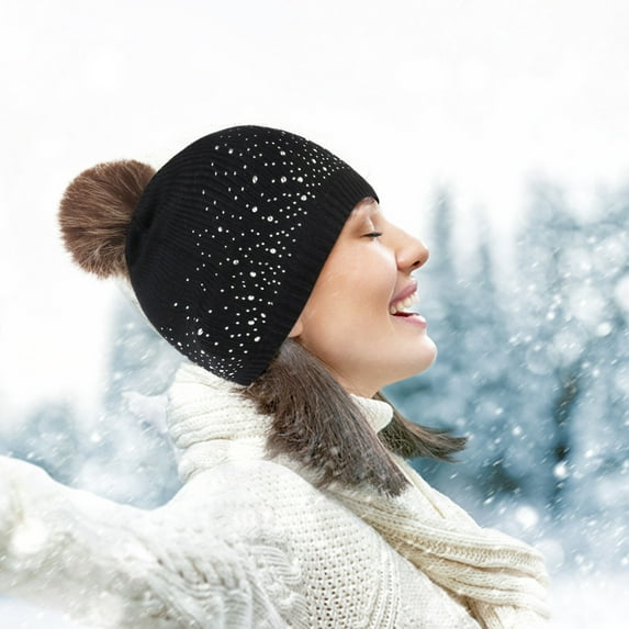 ZHOGXU Winter Beanie Hat For Women Solid Color Rhinestone Design Knitted Thick Warm Comfortable Caps For Autumn Winter Daily Wear Black One Size