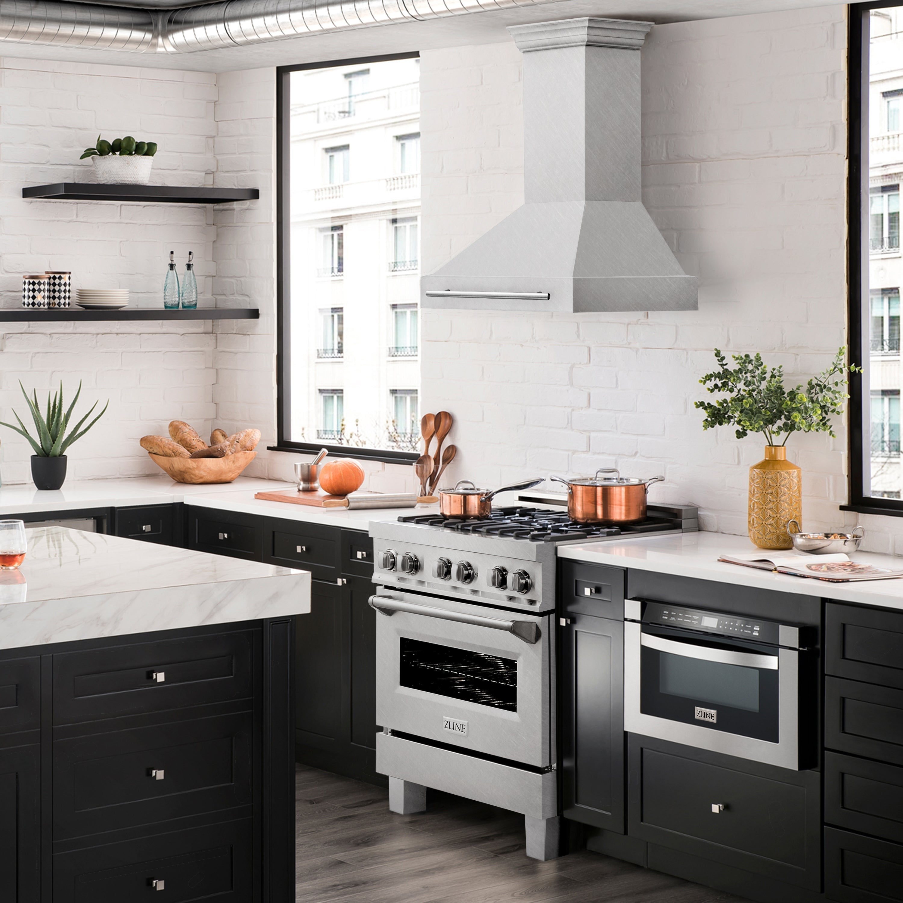 ZLINE KITCHEN AND BATH 8654SNXBM30 ducted hood