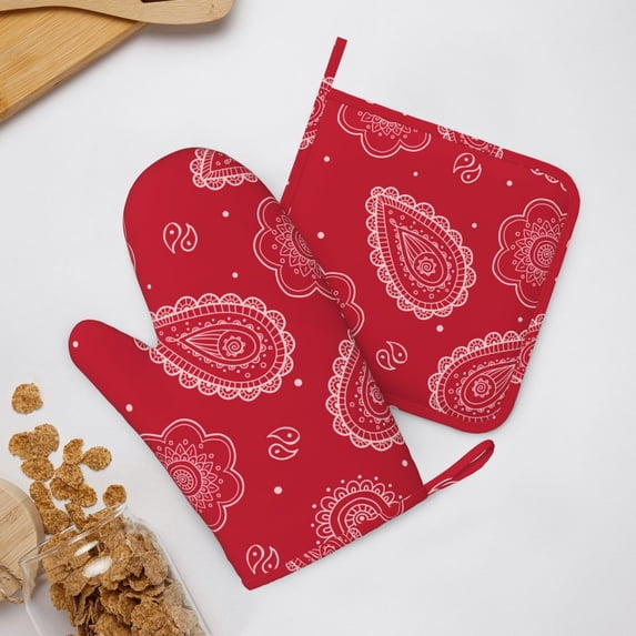 ZNDUO Non-Slip Cooking Oven Gloves, Paisley Red Texture Pattern Oven Mitts and Pot Holders Set