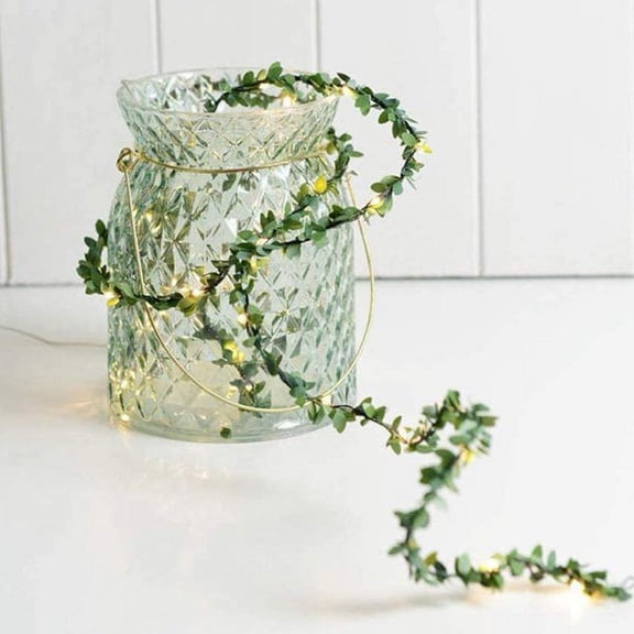 ZOELNIC Battery Operated Tiny Leaf Garland Warm White Vine String Lights Wedding Party Christmas Holiday Patio Decoration, 2M 20LED