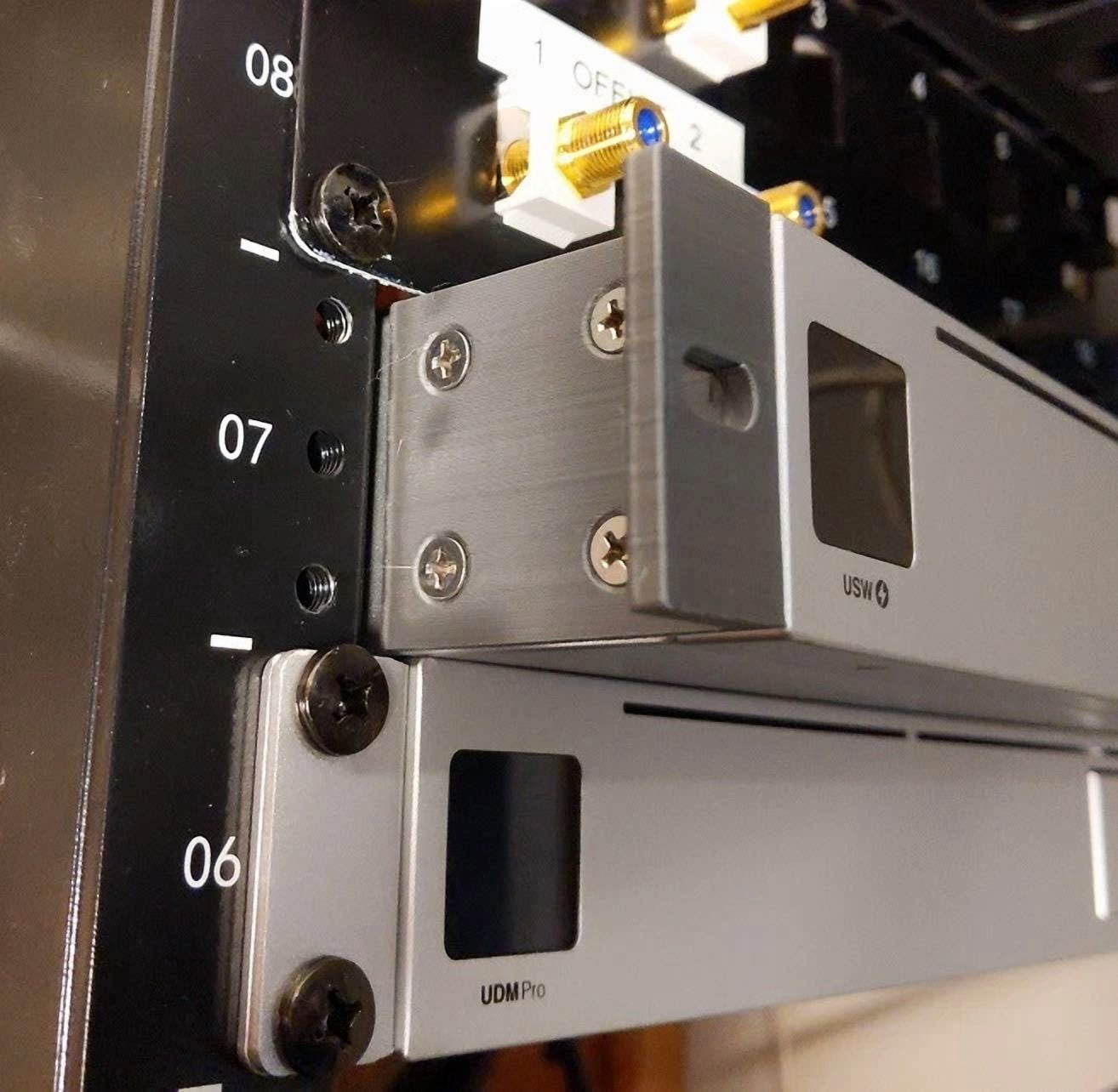 ZONE- Rack Ears Replacement Ubiquiti Unifi Network Switch / Dream ...