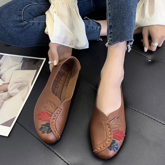 ZTTD Fashion Four Season Women Casual Shoes Flat Round Toe Patchwork Leather Solid Color Leaves Lightweight and Comfortable Slip On