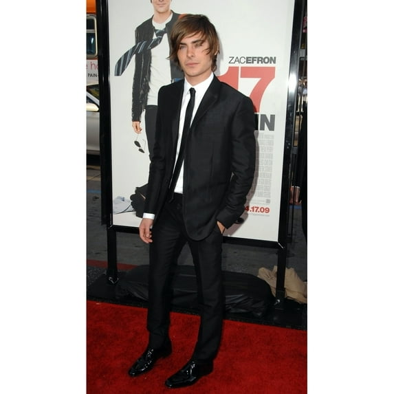 Zac Efron At Arrivals For 17 Again Premiere Grauman'S Chinese Theatre Los Angeles Ca April 14 2009. Photo By Dee