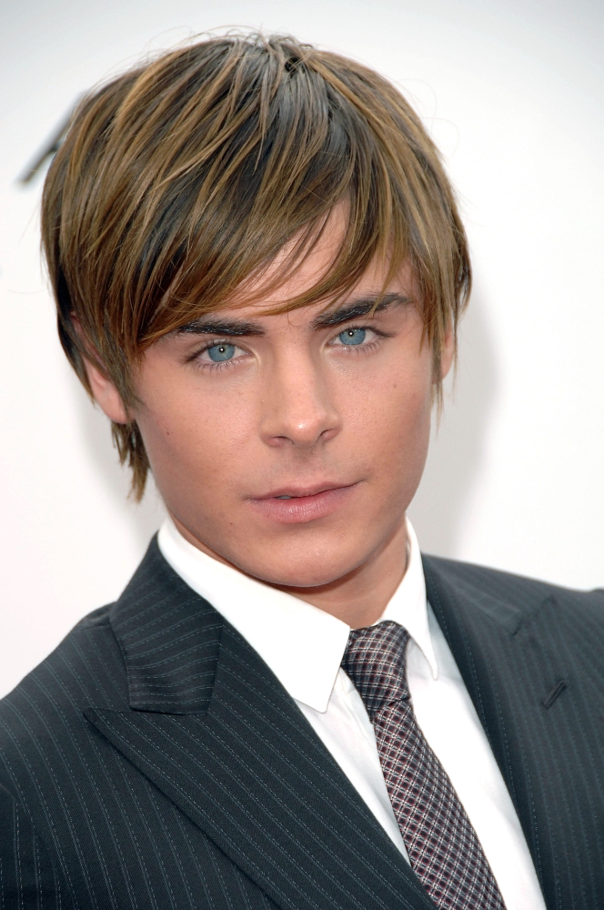 Zac Efron At Arrivals For Los Angeles Premiere Of Hairspray Canvas Art - (16 x 20)