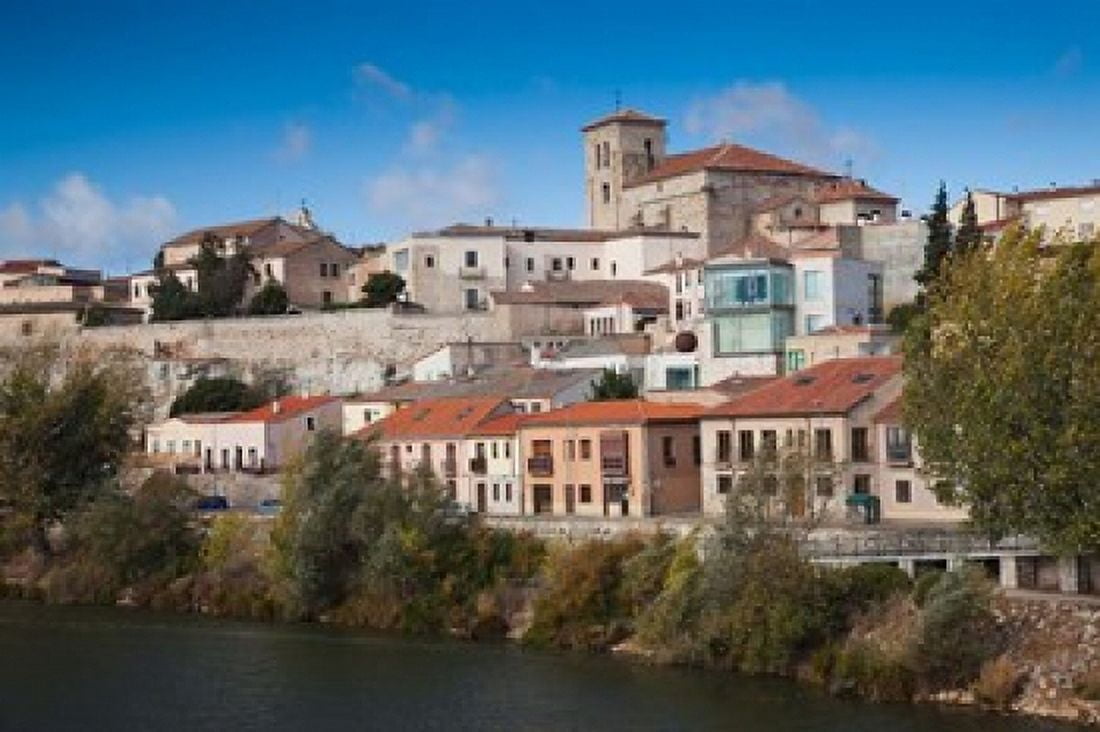 Zamora Spain Canvas Art - Walter Bibikow DanitaDelimont (38 x 25)