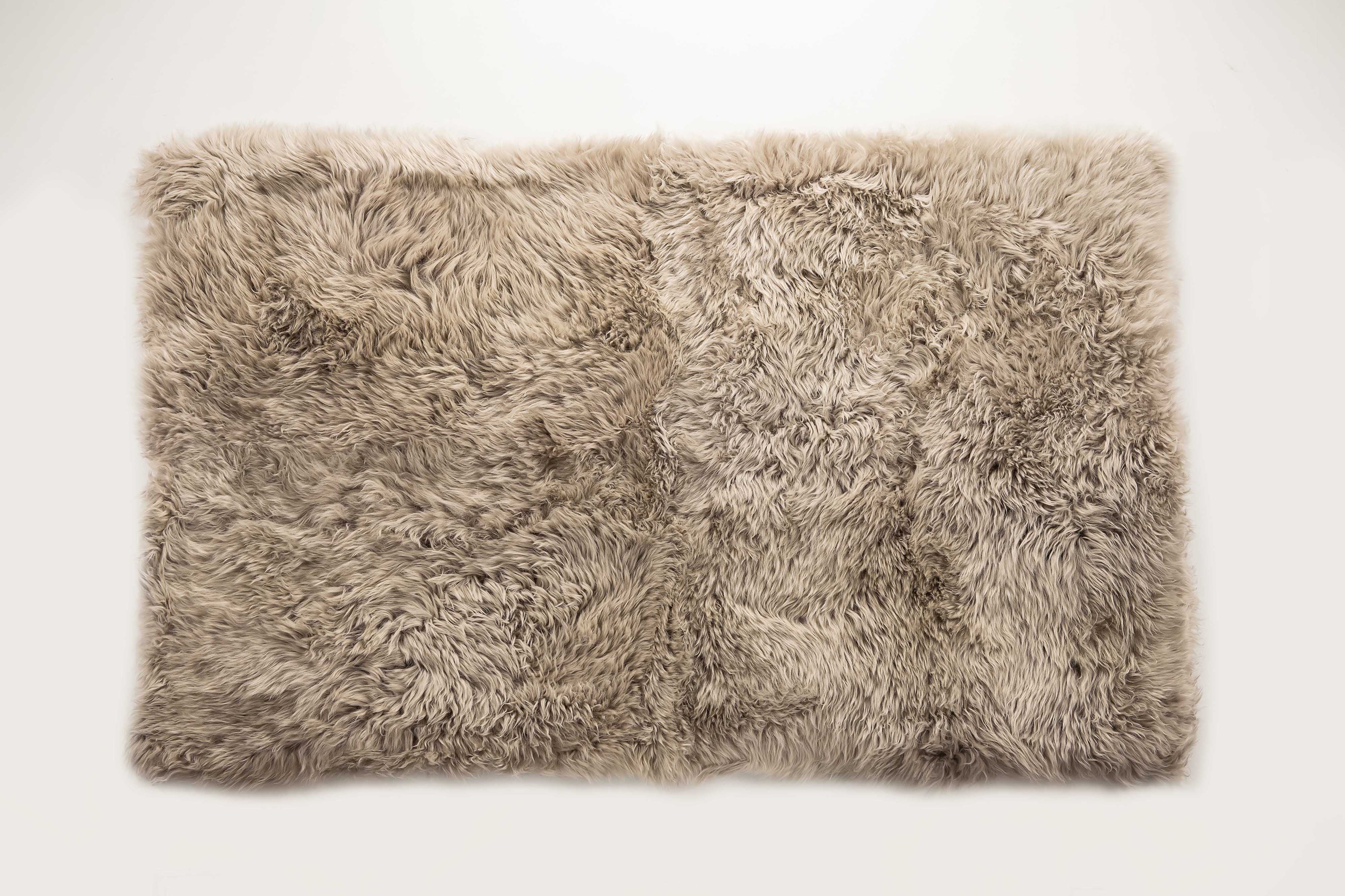 Handmade Taupe Ombre Sheepskin Fur Rectangular Rug