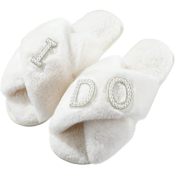 Zeokiar Bride Slippers I Do Slippers Women's Wedding Shoes for Bride Plush Furry Warm White Open Toe Cozy Fluffy Bridal Party Wedding Fuzzy Soft House for Bachelorette Party