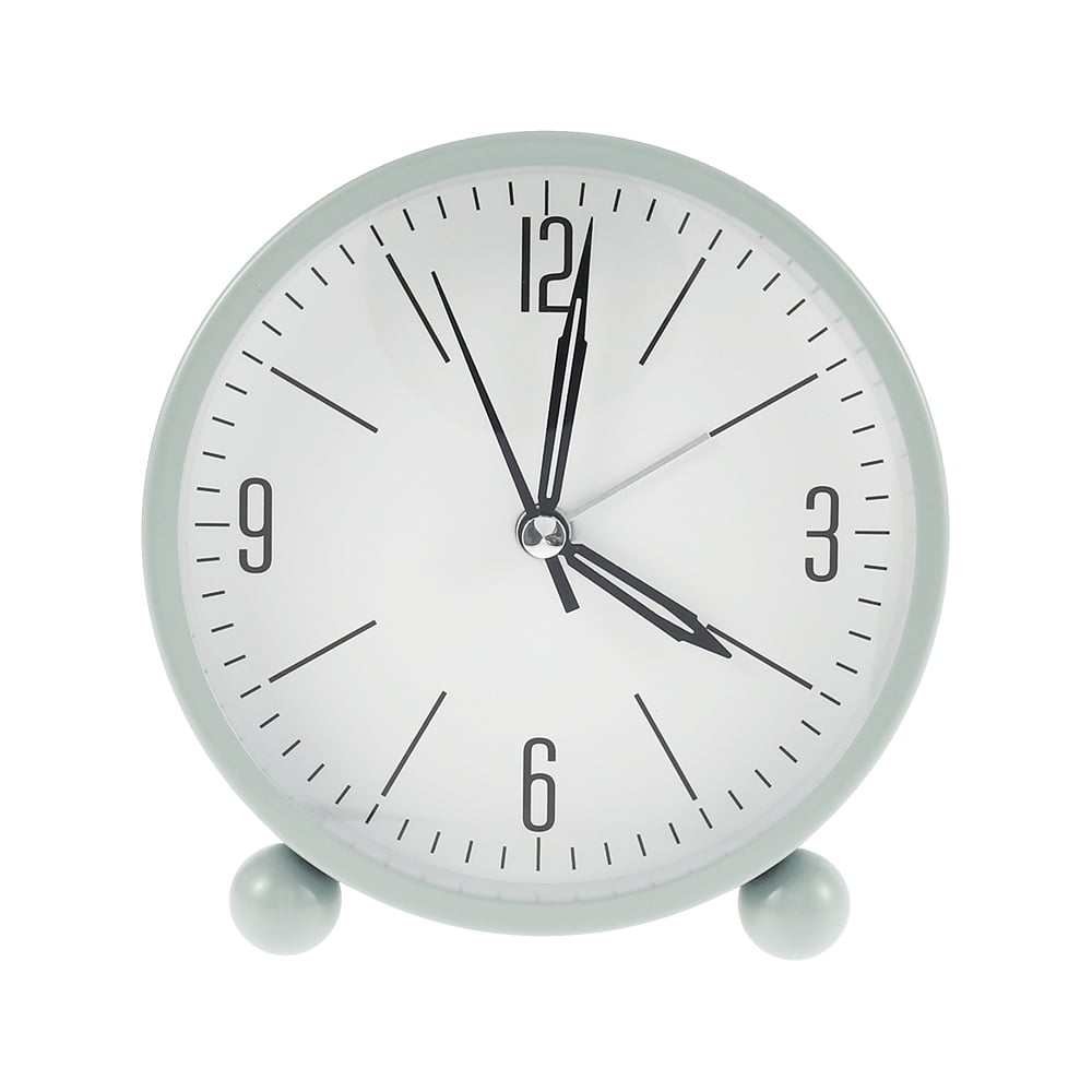 Zeokiar Silent Sweep Analogue Alarm Clock Battery Powered Desk Bedside Clock