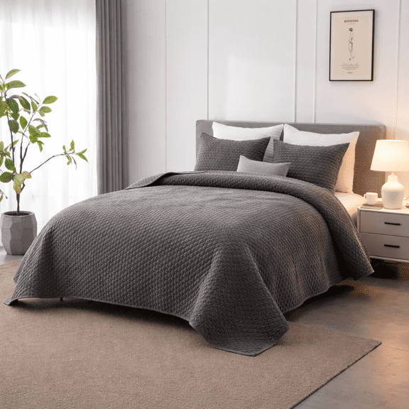 Say Yes Bedding Zera Queen Quilt Set, 3-Piece Gray Velvet Coverlet Set