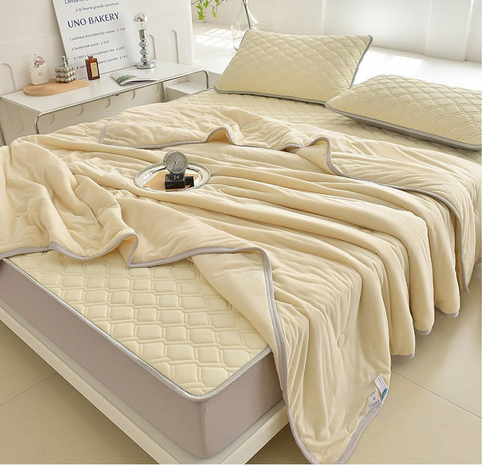 Zerbueate Couch Blanket High Grade Cool Feeling Silk Summer Cool Quilt Does Not Run Cotton Silk Slippery Can Be Machine Washed Gifts By The Gift Air Conditioning Quilt Summer, Clearance Sale