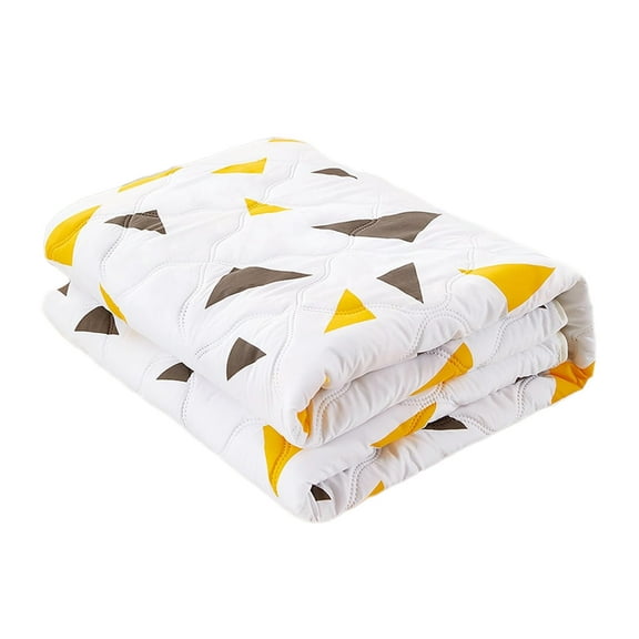 Zhourta Super Soft Quilt 39x59 Inches Conditioning Quilt Washed Winter Thicken Warm Blanket Quilt Super Soft Bedding Thermal Insulation Blanket Machines Washable