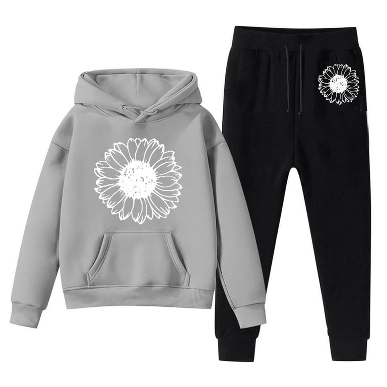 Outfits with sweatpants for school on sale