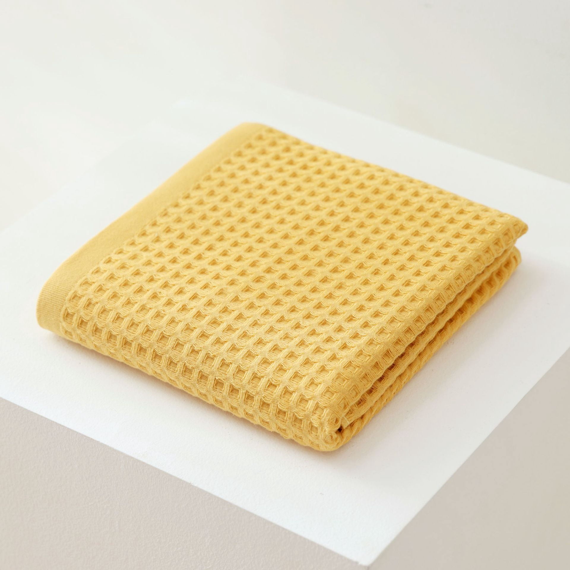 Zhuge 2 Pack Oversized 27.5x55in Microfiber Waffle Bath Towel - Soft Absorbent Fast Drying Lint Free, Yellow